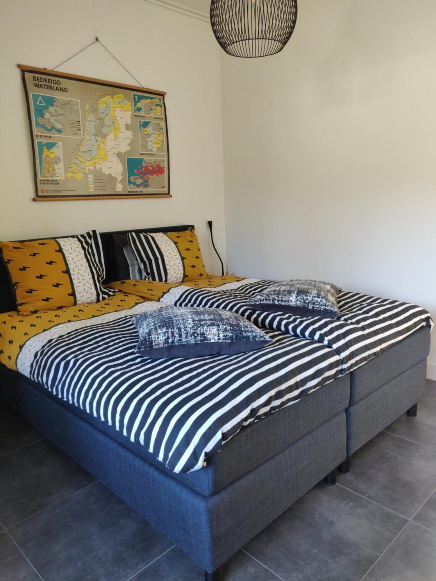 Logement De School Middelburg Rum bild